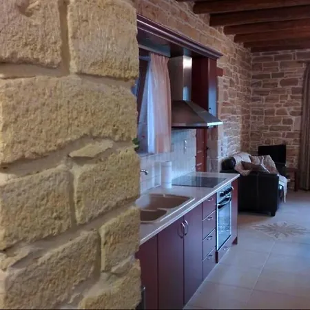 Eftichia Villa *